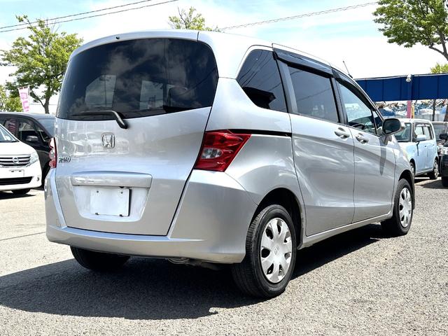 Honda FREED 2009