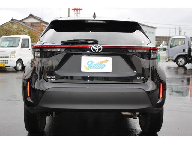 Toyota YARIS CROSS 2024