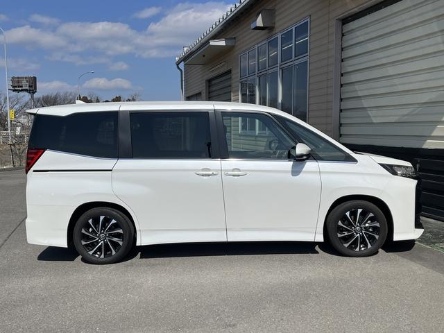 Toyota NOAH 2024