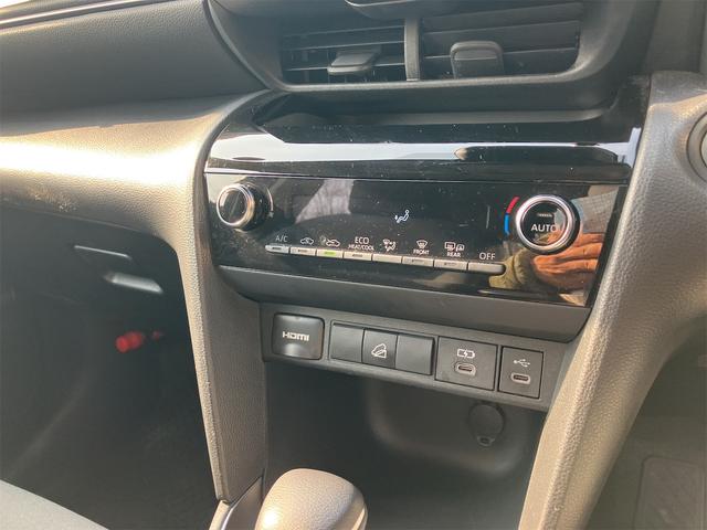 Toyota YARIS CROSS 2025
