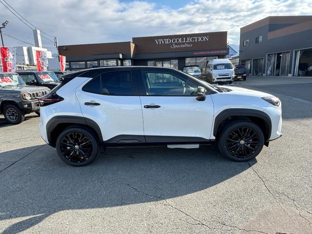 Toyota YARIS CROSS 2025