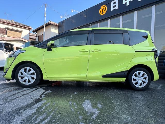 Toyota SIENTA 2017
