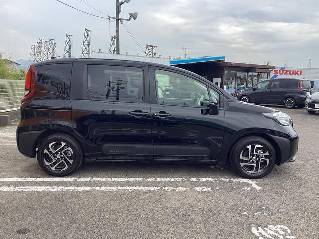 Toyota SIENTA 2025