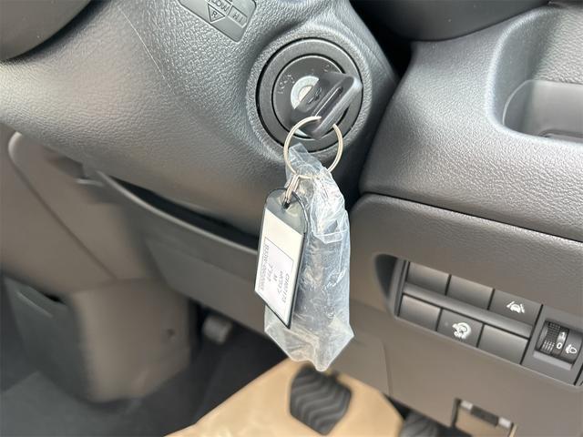 Mitsubishi EK WAGON 2025