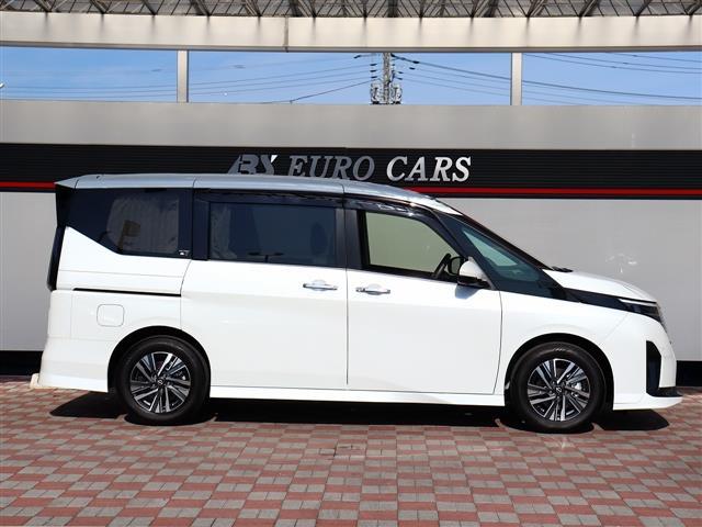 Nissan SERENA 2024