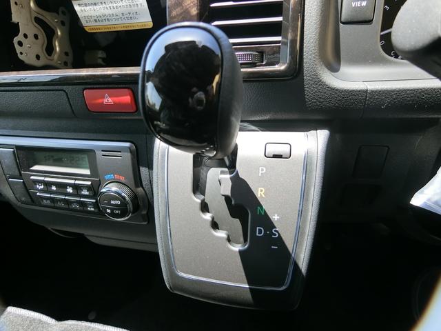 Toyota HIACE VAN 2026