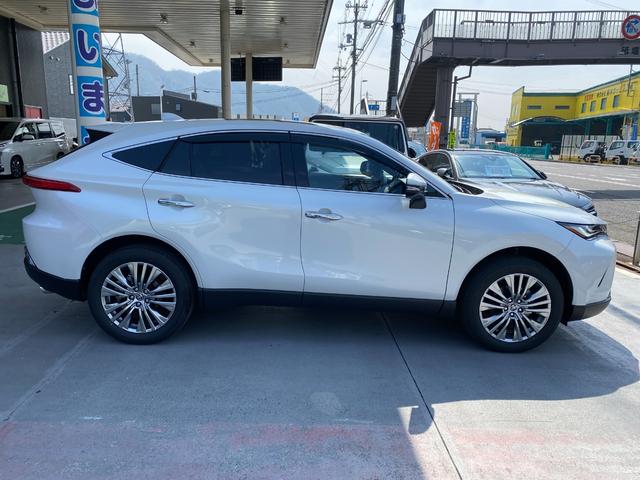 Toyota HARRIER HYBRID 2026