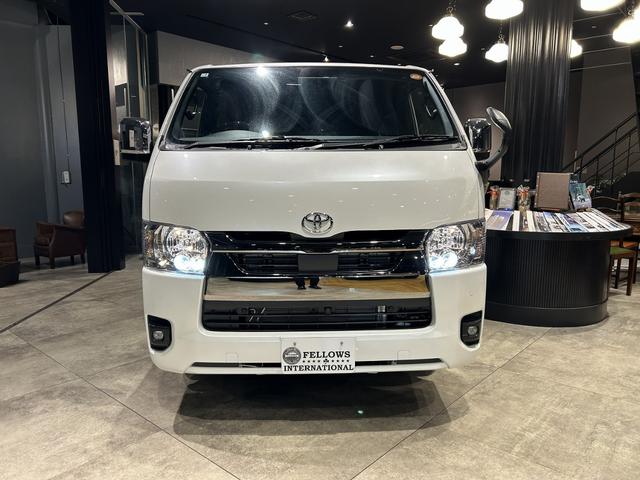 Toyota HIACE VAN 2026