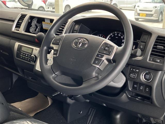 Toyota HIACE VAN 2025