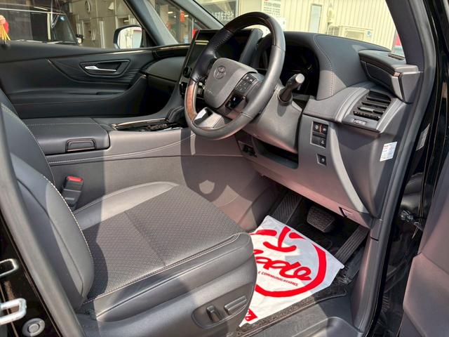 Toyota VELLFIRE HYBRID 2023