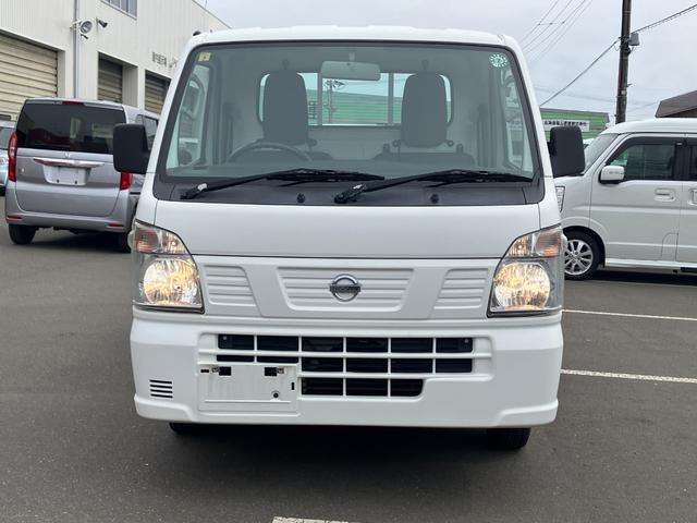 Nissan NT100CLIPPER TRUCK 2017