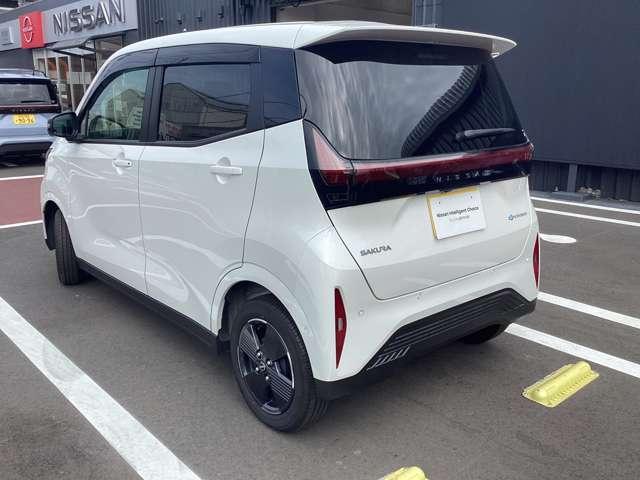 Nissan SAKURA 2024