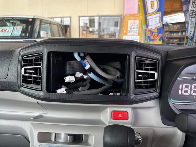 Daihatsu MIRA E:S 2025