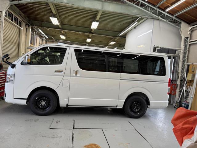 Toyota HIACE VAN 2026