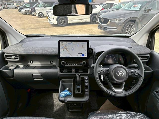 Toyota SIENTA 2026