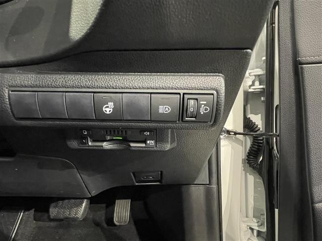 Toyota COROLLA TOURING 2021
