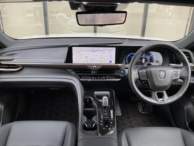 Toyota CROWN SPORT 2025