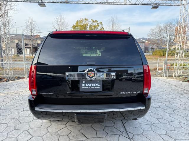 Cadillac CADILLAC ESCALADE 2013