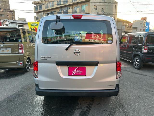 Nissan NV200 VANETTE VAN 2018