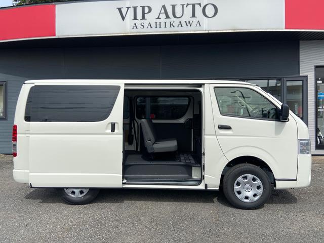 Toyota HIACE VAN 2025