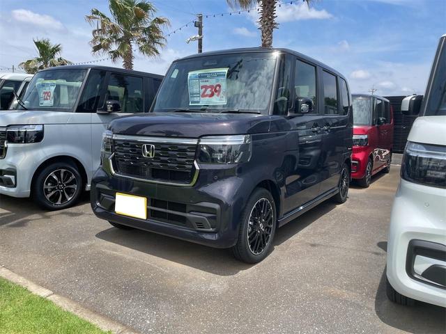 Honda N-BOX CUSTOM 2025