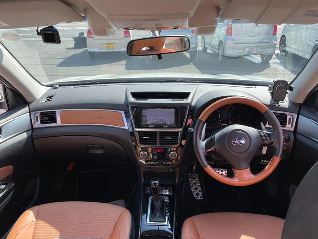 Subaru EXIGA CROSSOVER7 2015