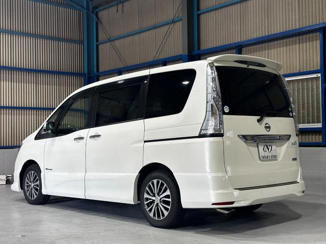Nissan SERENA 2015