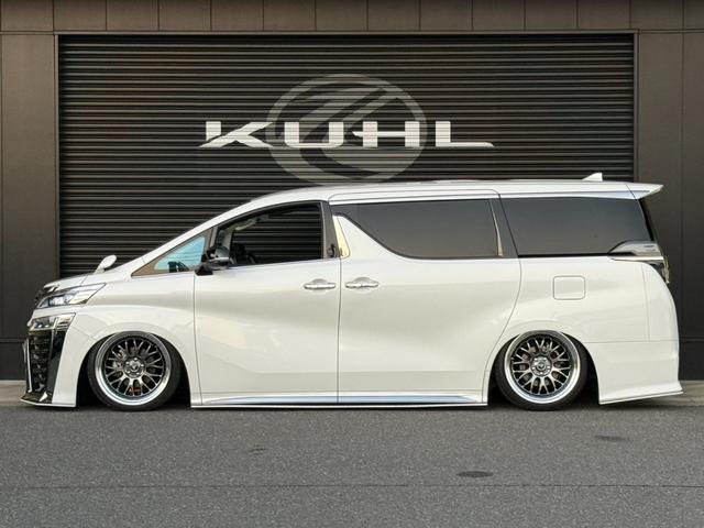 Toyota VELLFIRE 2021