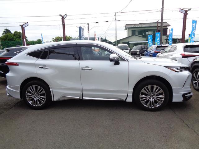 Toyota HARRIER HYBRID 2023