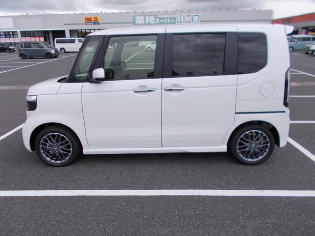Honda N-BOX CUSTOM 2025