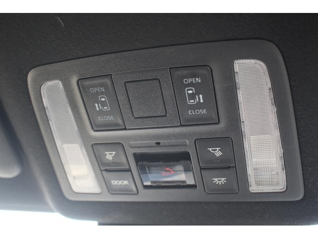 Toyota VOXY 2025