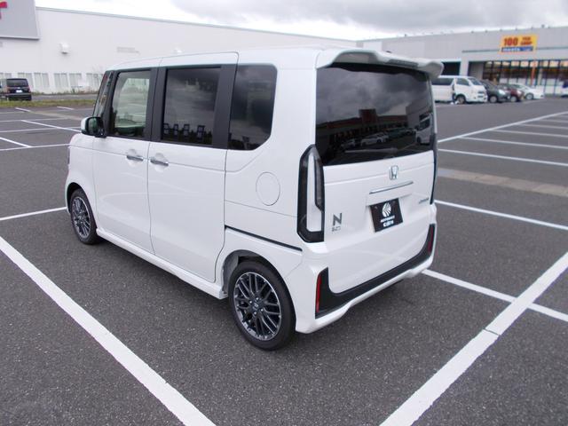 Honda N-BOX CUSTOM 2025