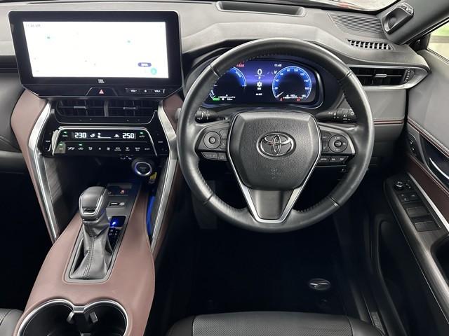 Toyota HARRIER HYBRID 2023