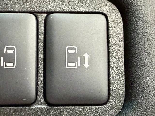 Mitsubishi DELICA D:5 2024