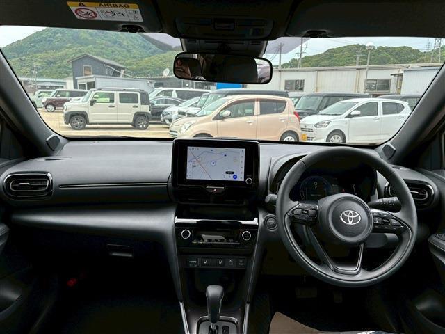 Toyota YARIS CROSS 2025