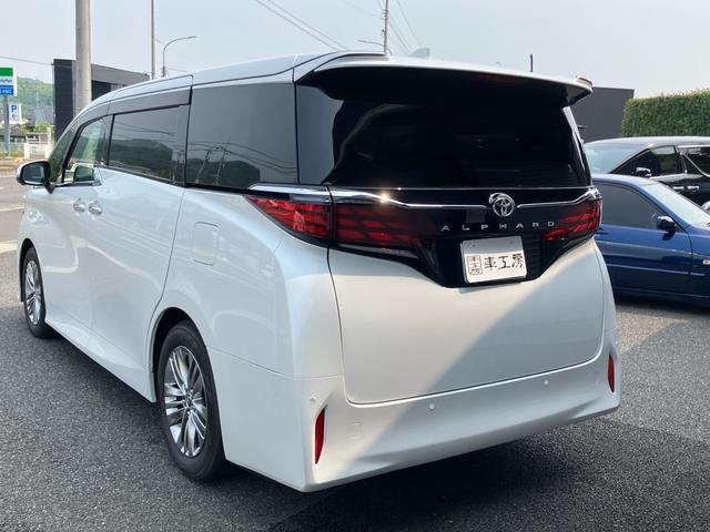 Toyota ALPHARD 2025