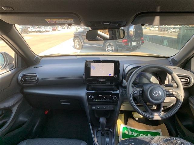 Toyota YARIS CROSS 2025