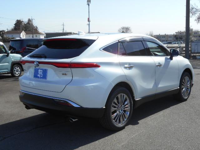 Toyota HARRIER HYBRID 2025