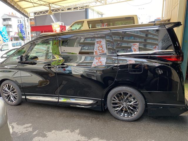 Toyota VELLFIRE 2023