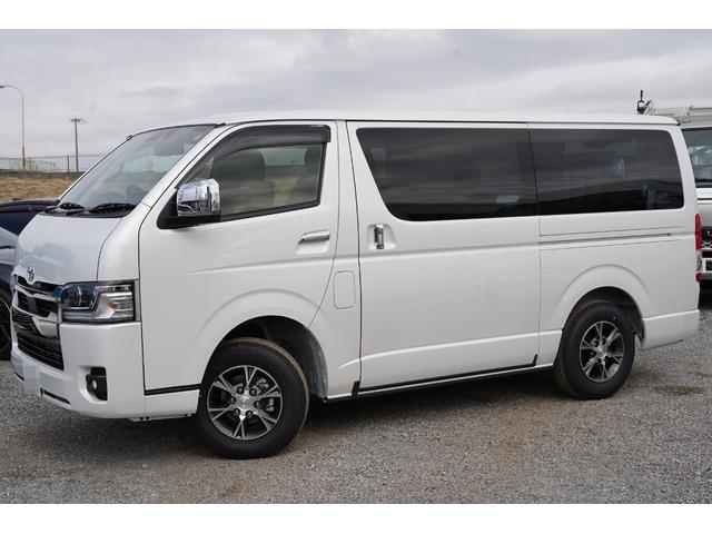 Toyota HIACE VAN 2026