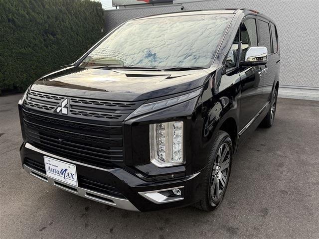 Mitsubishi DELICA D:5 2024