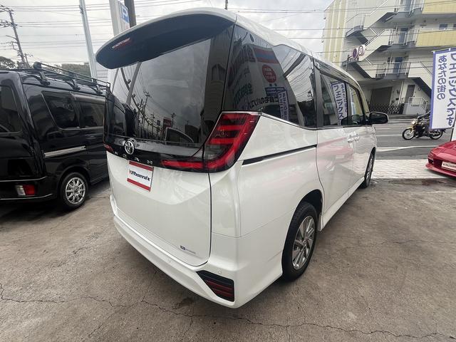 Toyota NOAH 2022