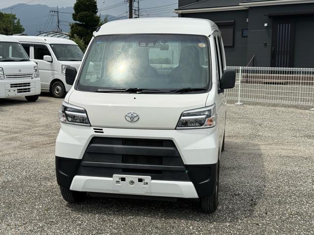 Toyota PIXIS VAN 2021