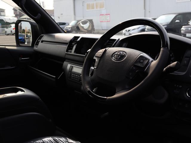 Toyota HIACE VAN 2025