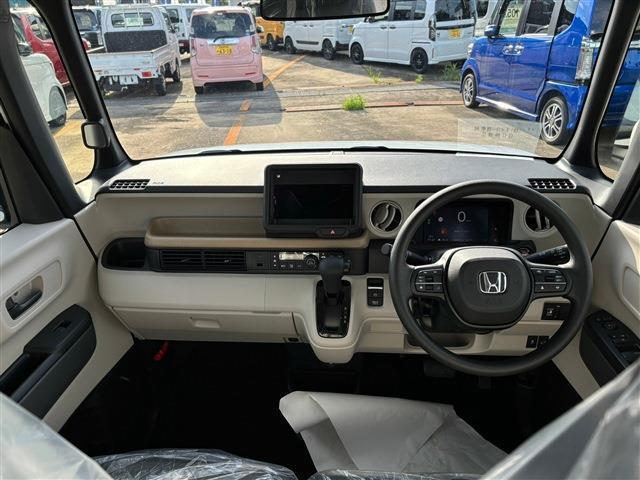 Honda N-BOX 2024