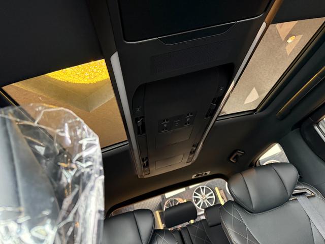 Toyota VELLFIRE HYBRID 2025