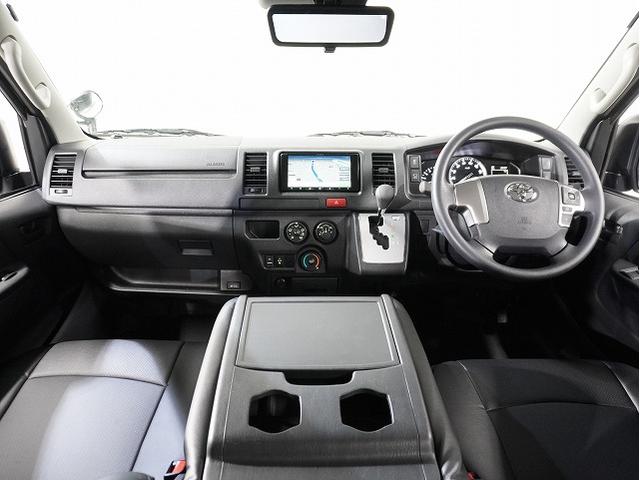 Toyota HIACE VAN 2026