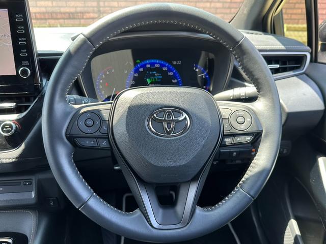 Toyota COROLLA TOURING 2021