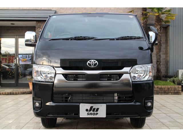 Toyota HIACE VAN 2025