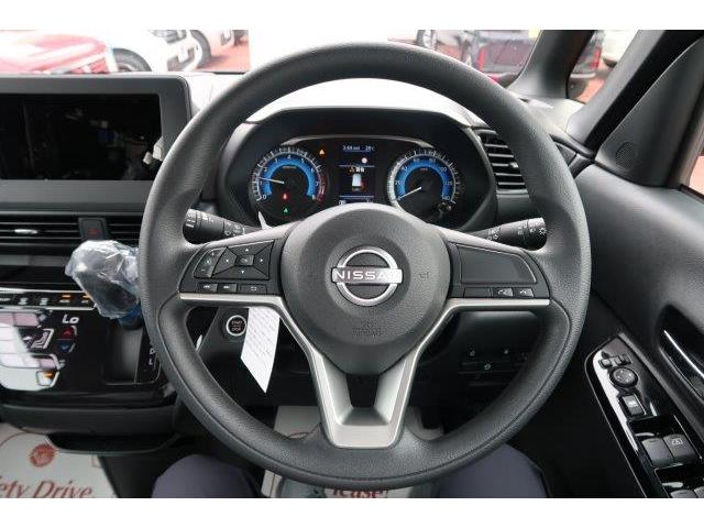 Nissan ROOX 2024